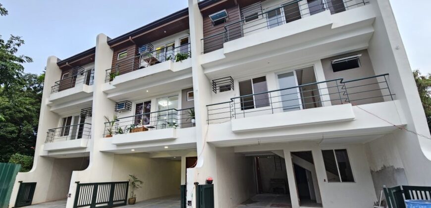 Modern 3-Story Townhouse in Merville Subd. Paranaque