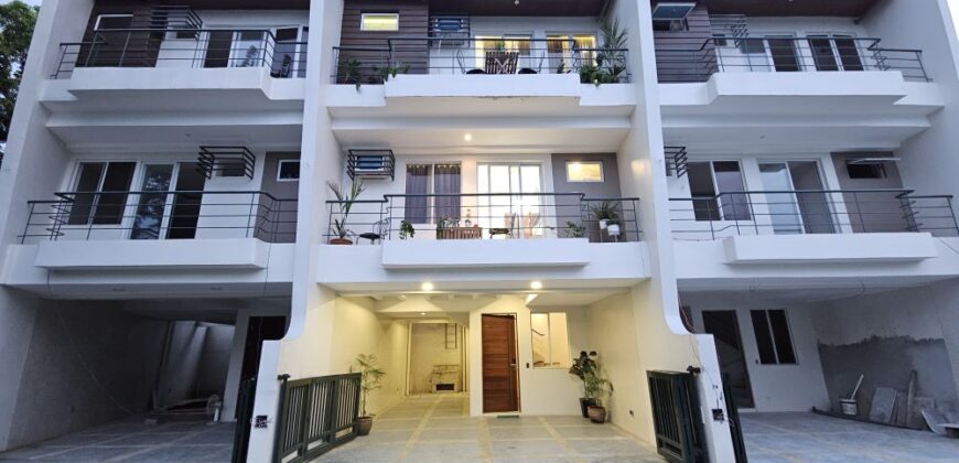 Modern 3-Story Townhouse in Merville Subd. Paranaque