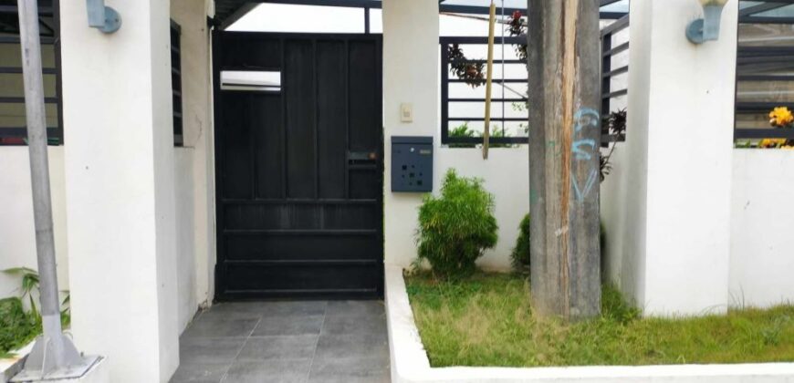 Well Maintained House for Sale in Bf Homes, Paranaque