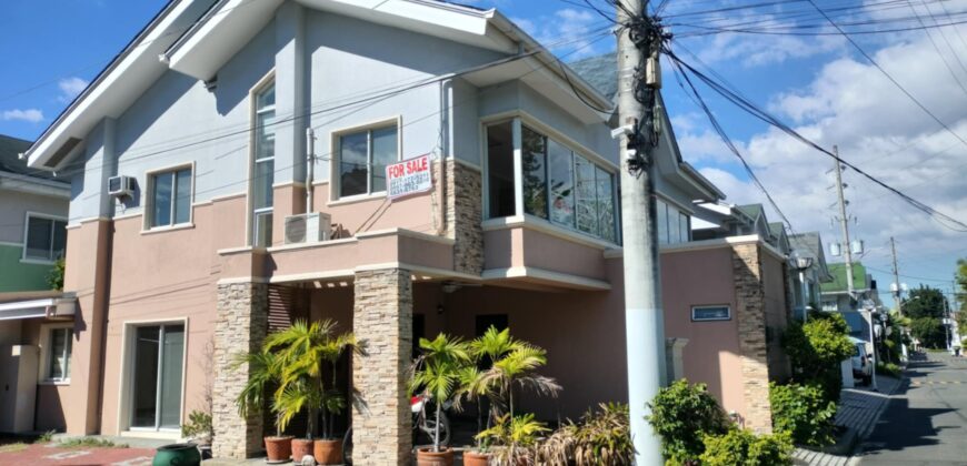 House and Lot for Sale in Bf Homes Paranaque