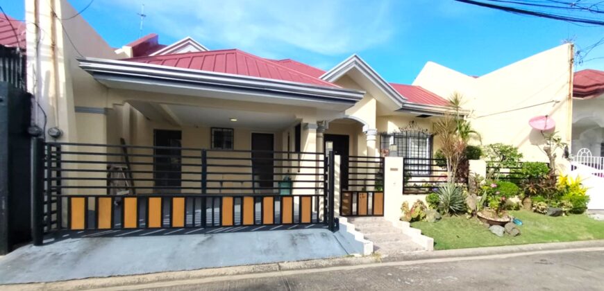 Newly Renovated Bungalow House for Sale in Bf Homes Paranaque