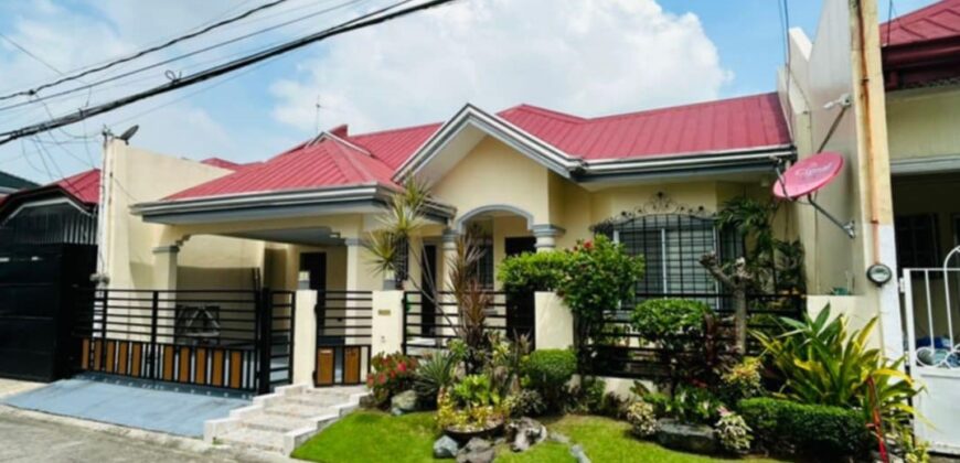 Newly Renovated Bungalow House for Sale in Bf Homes Paranaque