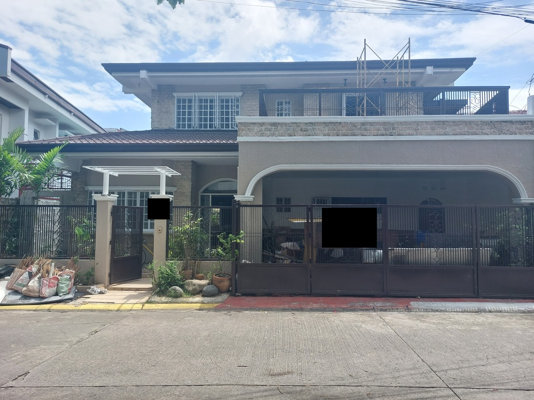 House And Lot For Sale In BF Resort Las Pinas – Homesearch Philippines