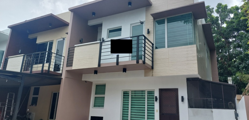 Duplex House And Lot for Sale In Multinational Village Paranaque