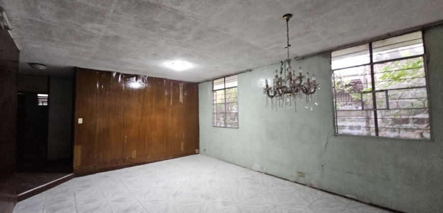 Old Bungalow House for Sale in Las Pinas