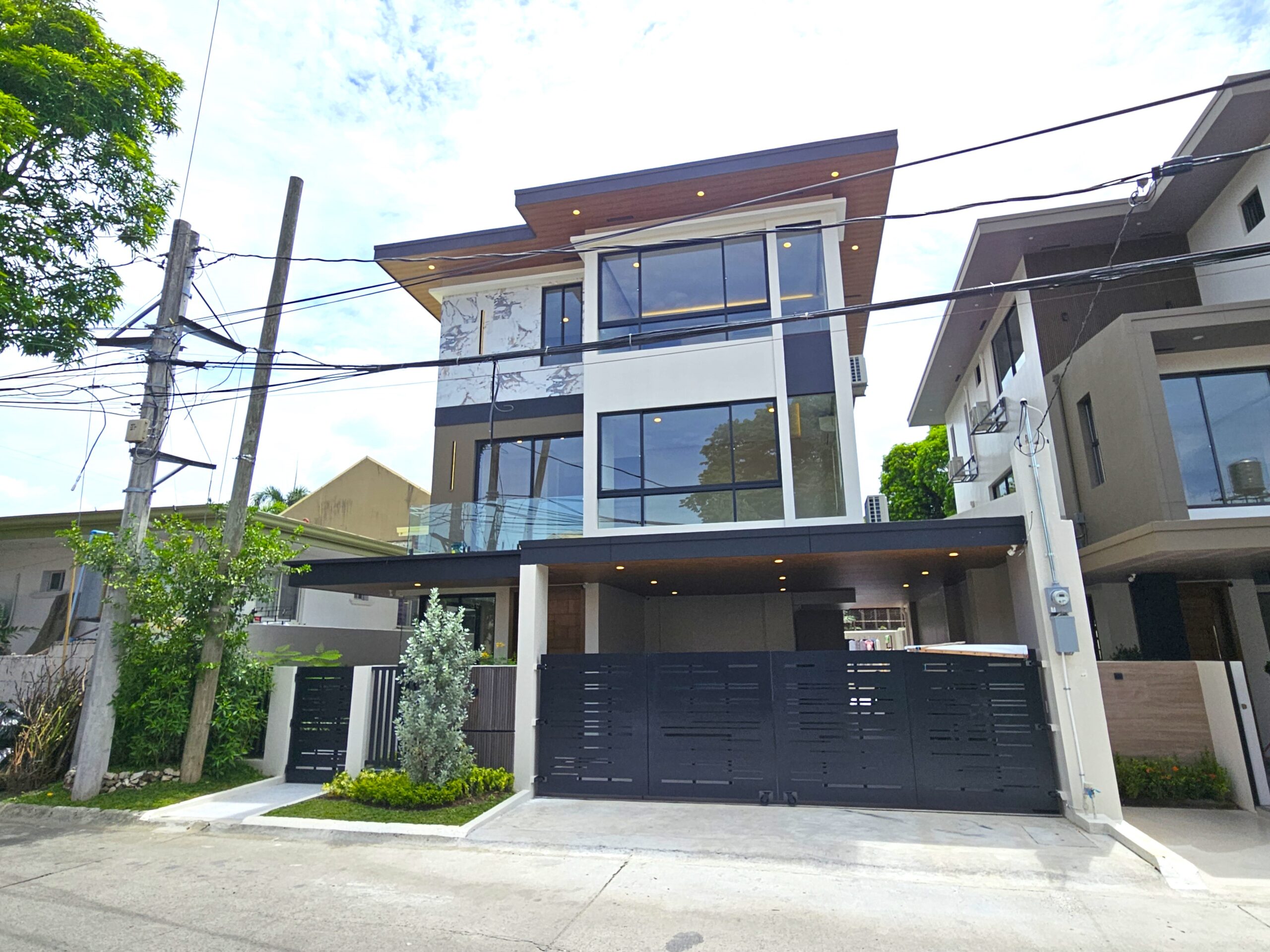 Brandnew 3 Storey House for Sale in Bf Homes Paranaque