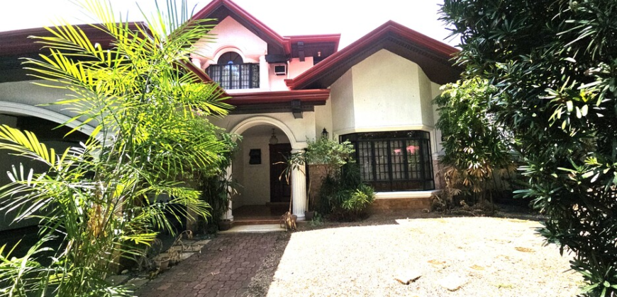 2 Storey House for Rent in Alabang Hills