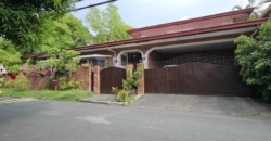 896sqm Corner House for Sale in Alabang Hills