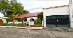 Bungalow House for Sale in Bf Homes Paranaque