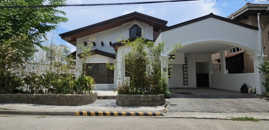 House for Rent in Alabang