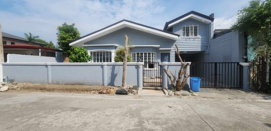 320sqm House for Rent in Bf Homes, Paranaque