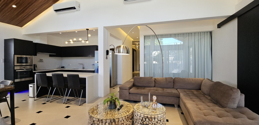 Modern Corner House for Sale in Bf Homes Paranaque