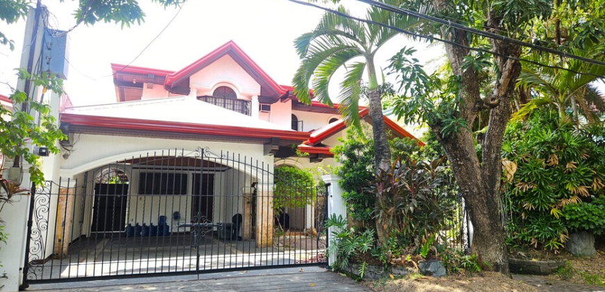 2 Storey House for Rent in Alabang Hills