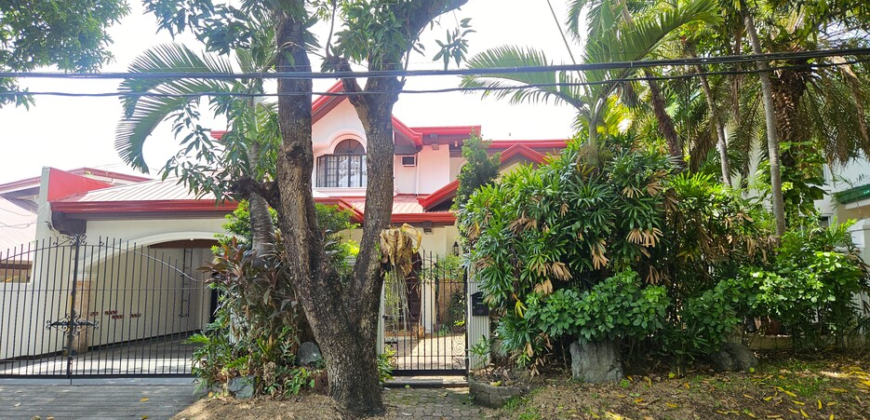 2 Storey House for Rent in Alabang Hills