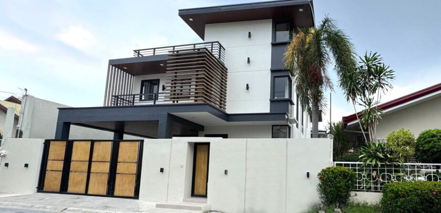 Brandnew 3 Storey Modern House for Sale in Bf Homes, Paranaque