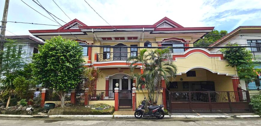 For Sale or For Rent: 2 Storey House in Bf Homes, Paranaque