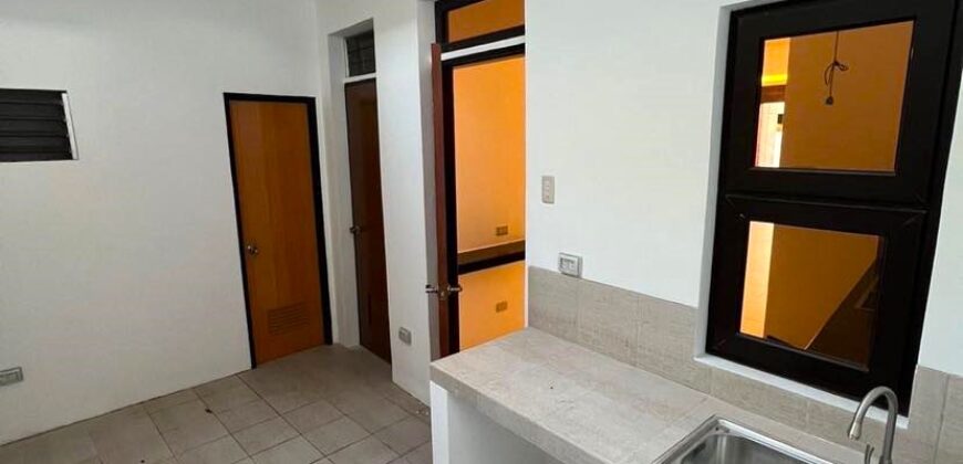 Townhouse Unit for Sale in Bf Resort Village, Las Pinas