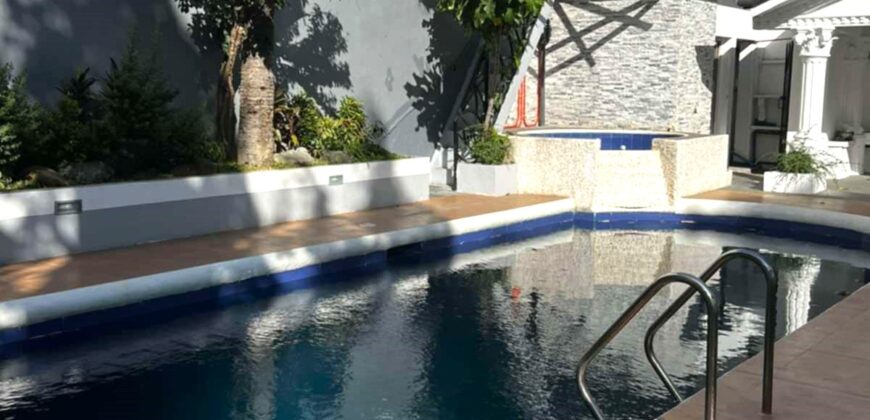 For Sale: 800sqm House with Swimming Pool in Multinational Village, Paranaque