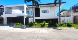 For Sale: 800sqm House with Swimming Pool in Multinational Village, Paranaque