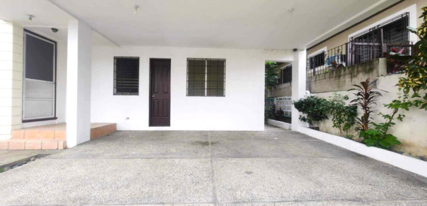 2 Storey House for Rent in Bf Homes, Paranaque