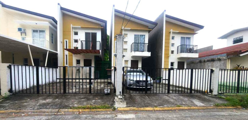 Townhouse Unit for Rent in Bf Homes, Paranaque