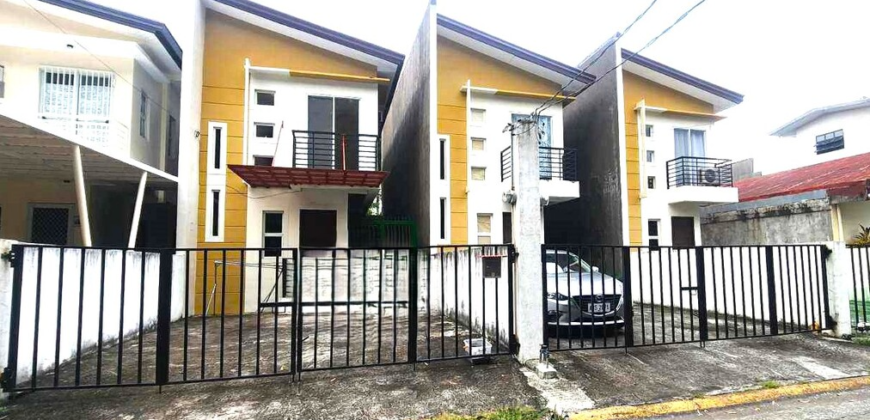 Townhouse Unit for Rent in Bf Homes, Paranaque