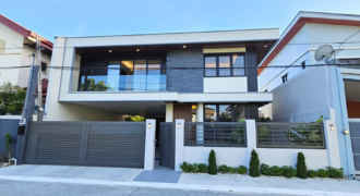 New 3-Level House with 4-Car Garage and Community Perks