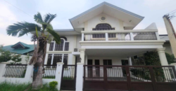 2 Storey House for Rent in Bf Homes, Paranaque