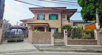 Owner Built House with 9 Rooms in Citadella Village Las Pinas