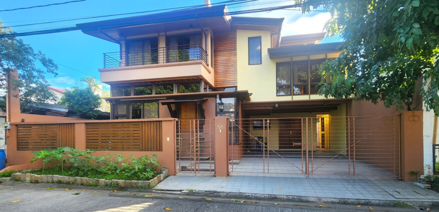 Well Maintained House and Lot for Sale in BfHomes, Paranaque