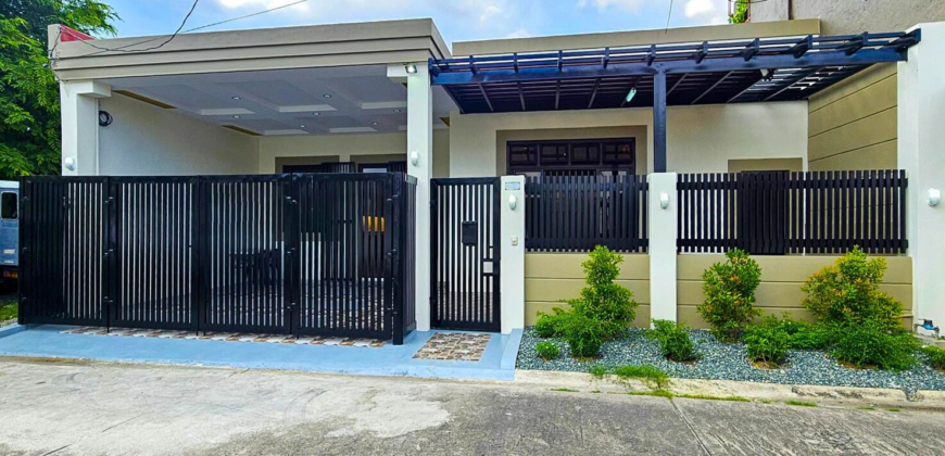 Charming Bungalow with High Ceiling in BF Resort Village Las Pinas