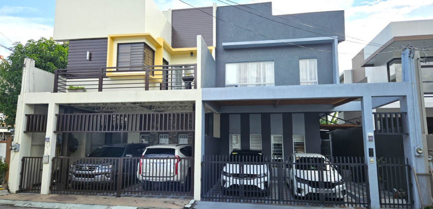 Duplex House for Sale in Bf Homes, Las Pinas