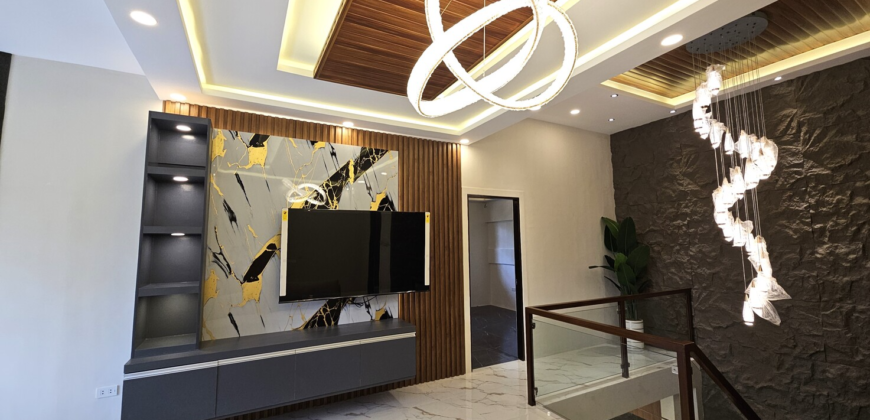 Ultra Modern Home with Cutting-edge Design Materials in Bf Resort Village, Las Pinas