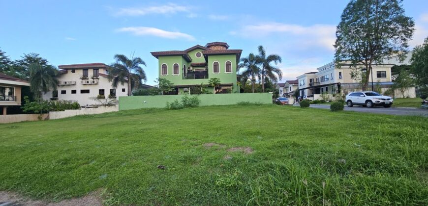 Prime Residential Corner Lot For Sale in Portofino Heights Subd. Las Pinas