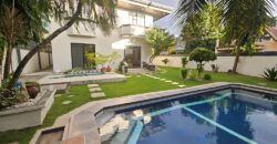 The Grand Oasis: Big House with Garden and Swimming Pool in BF Resort Las Pinas