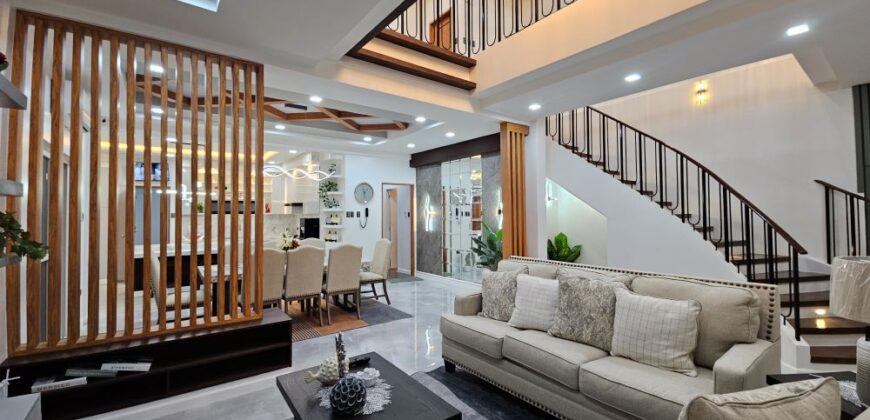 Affordable Glamour: Luxurious Brand New Furnished Home in BF Resort Village Las Pinas