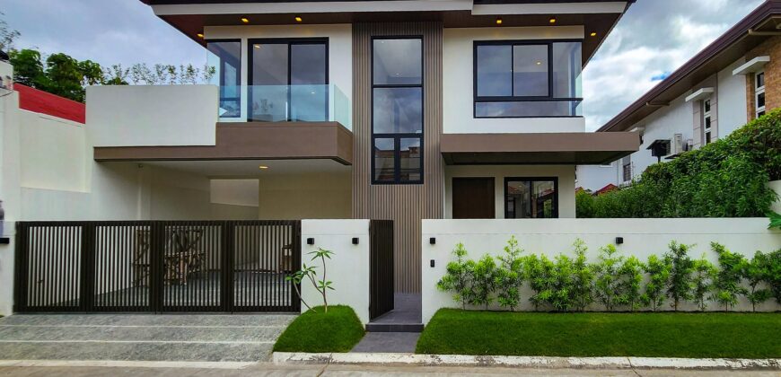 he Perfect Fusion of Luxury and Modernity: Brand New House in BF Homes Paranaque