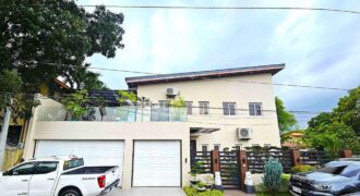 Strategic Corner Location! Furnished House in BF Homes Parañaque