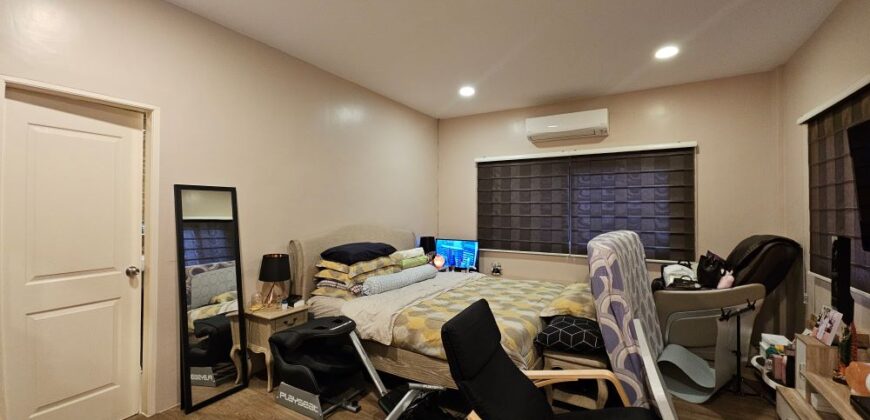 Strategic Corner Location! Furnished House in BF Homes Parañaque