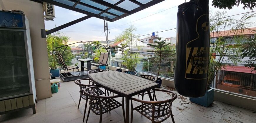 Strategic Corner Location! Furnished House in BF Homes Parañaque