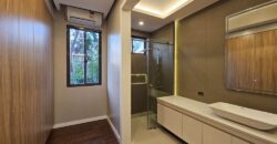 Stunning Modern Home Designed in Bf Homes, Paranaque