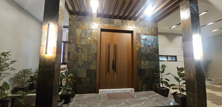 Hotel Feel and Quality House in Bf Resort Village, Las Pinas